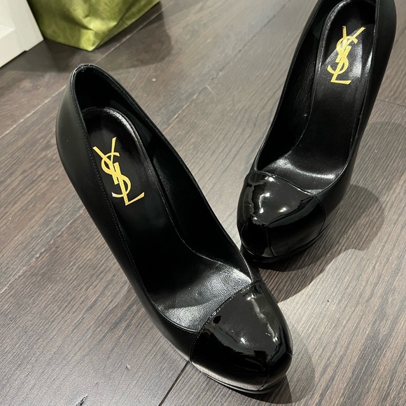 YSL black leather Ladies shoe ( platform pump ) in size 37.5 New condition - Picture 11 of 11